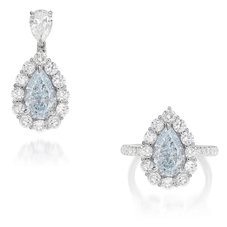 Lot 658: Fancy blue diamond ring/pendant - Phillips Hong Kong Auction 5 June 2021