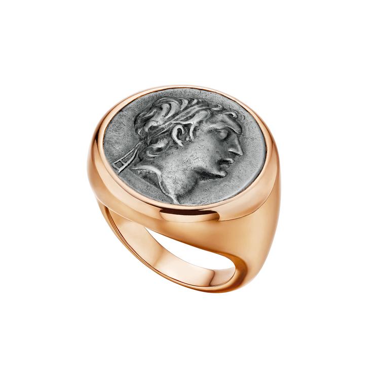 bulgari signet ring