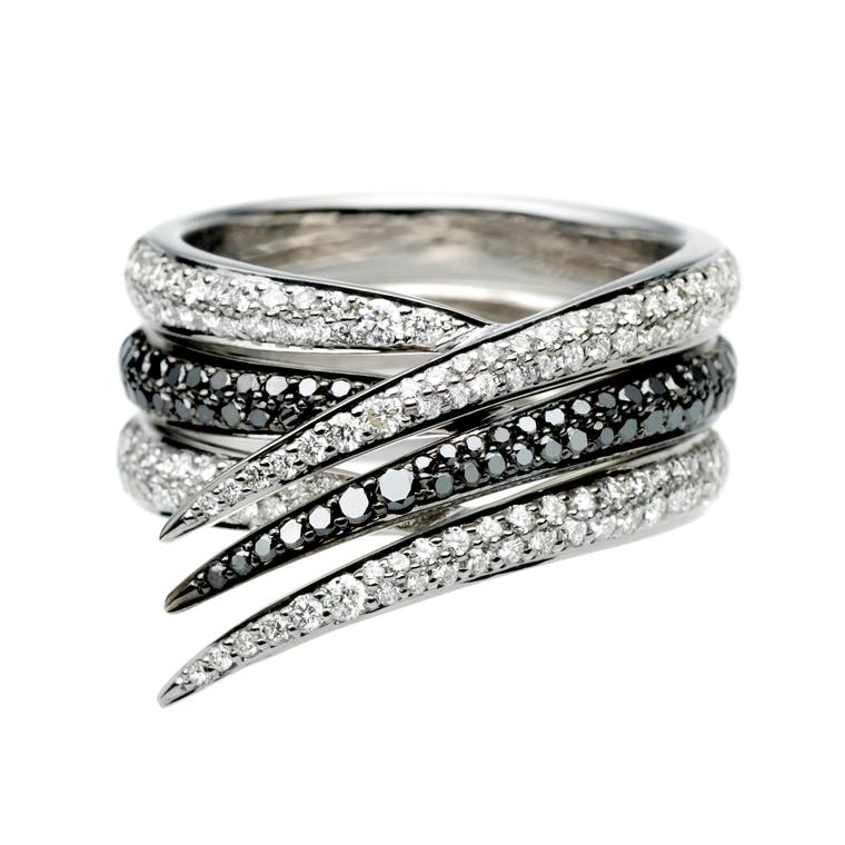 Shaun Leane Interlocking rings