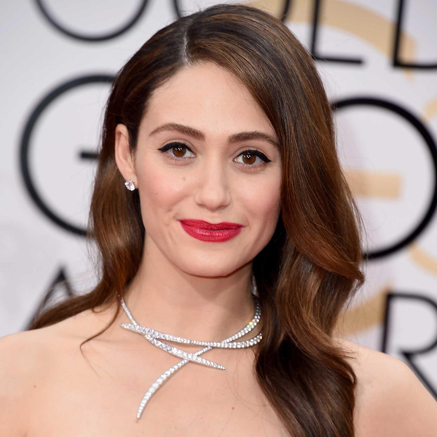 Emmy Rossum chose an asymmetrical Van Cleef & Arpels diamond necklace for the Golden Globes 2016