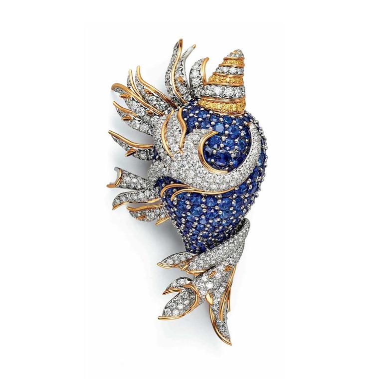 New look brooches top