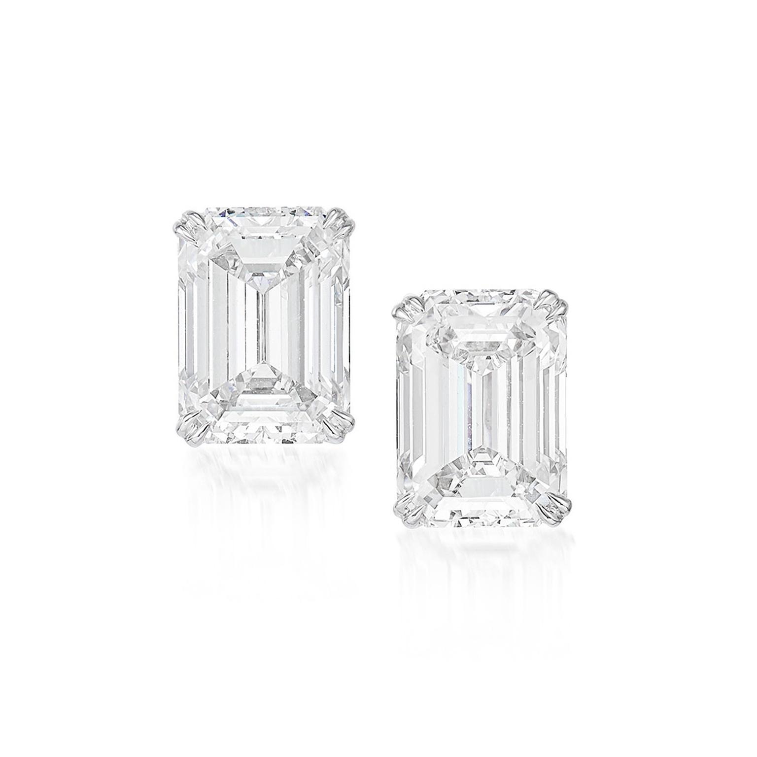 Lot 662 - A Pair of 3.05 and 3.13 Carats D-Flawless Diamond Ear Studs - Phillips Auction 5 June 2021 