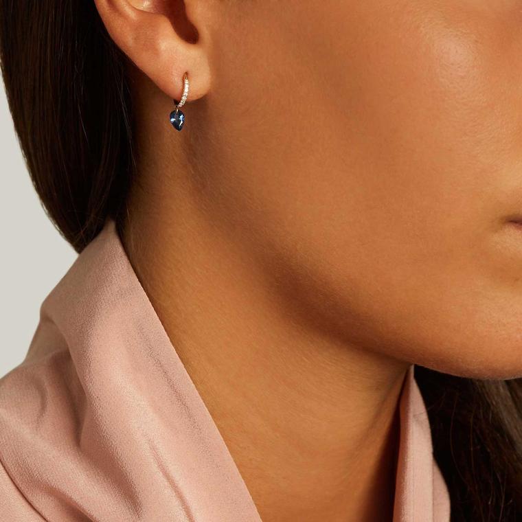 Raphaele Canot Set Free sapphire huggie earrings