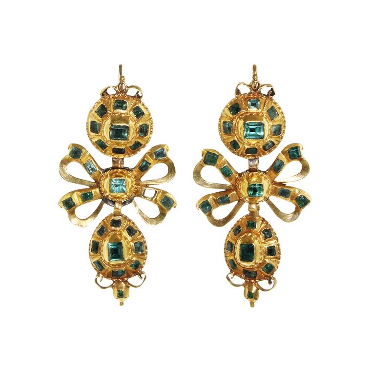 Iberian gold and emerald earrings 