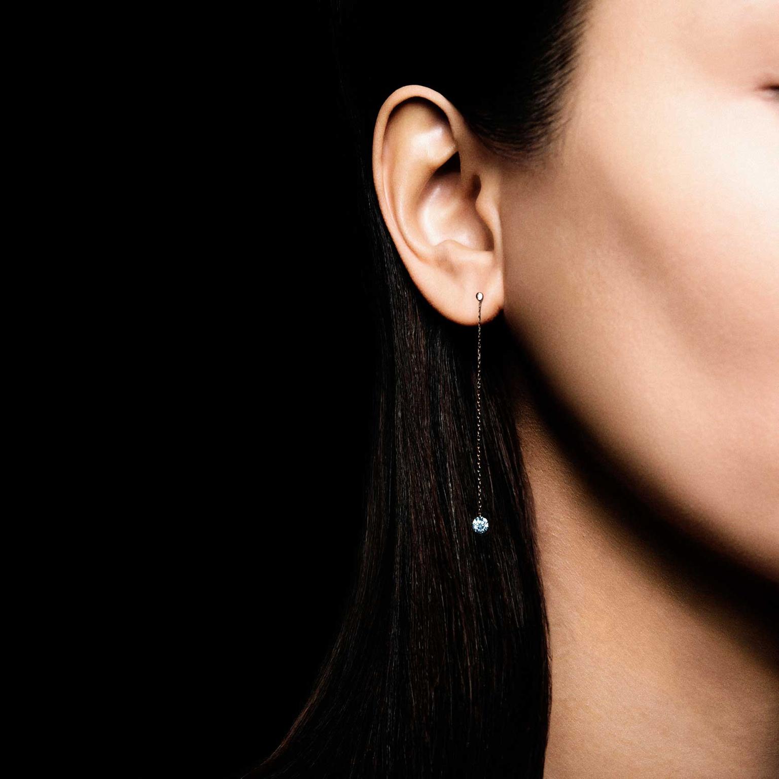 La Brune & La Blonde 360° gold pendant earrings with brilliant-cut diamonds