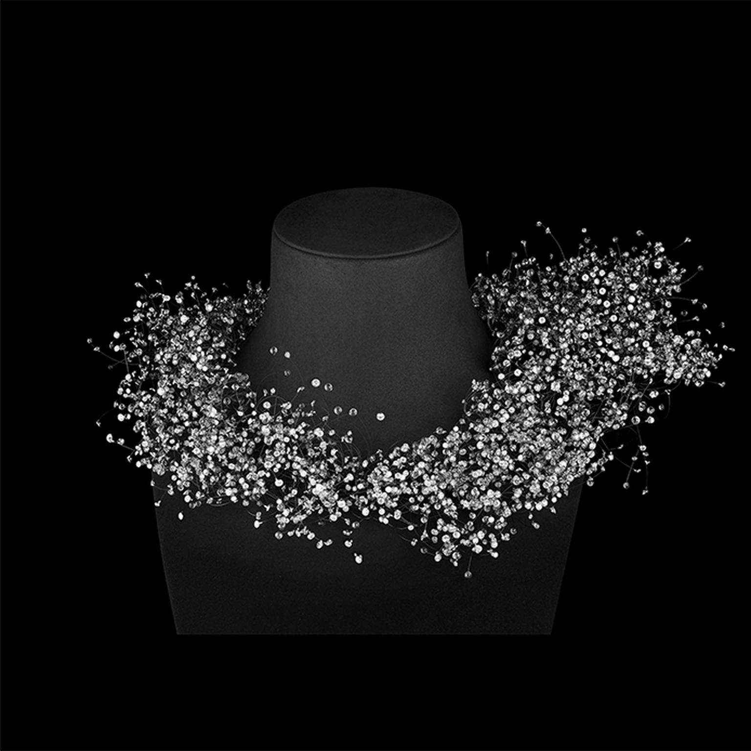 Necklace Nuage en Apesanteur - titanium, glass beads, diamonds
