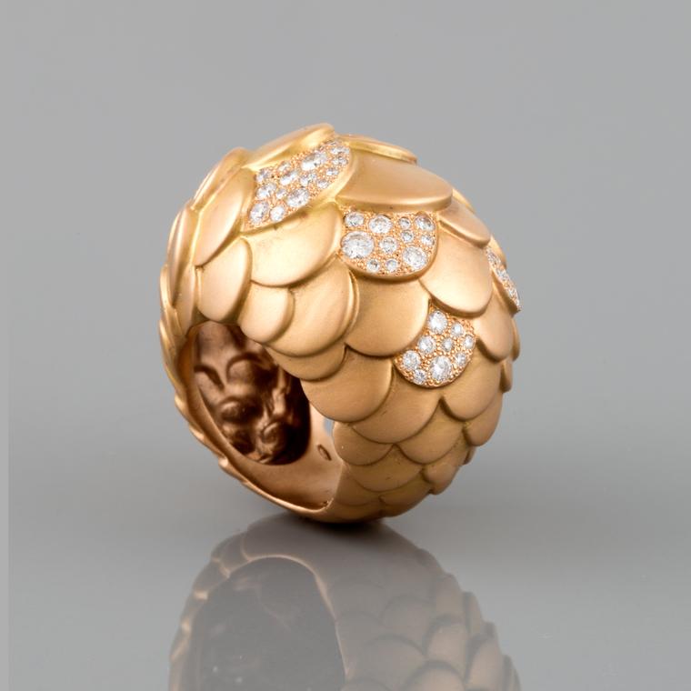 Pomellato gold and diamond ring