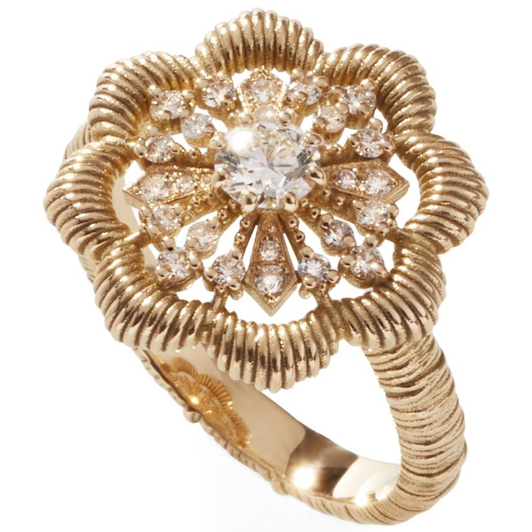 Lace Flower ring with lab-grown diamonds by Oscar Massin