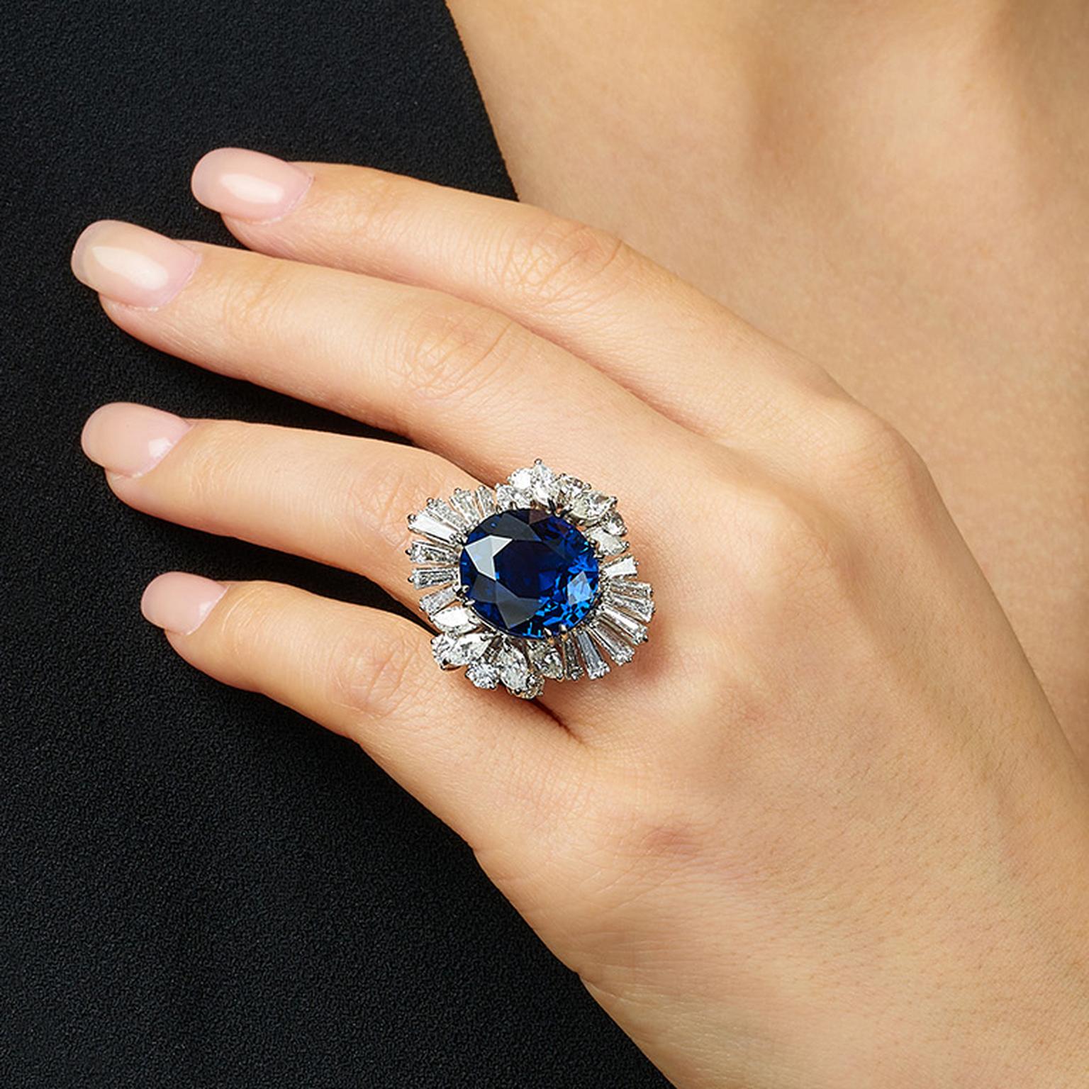 Lot 585 Sapphire ring with diamonds Phillips Auction on model