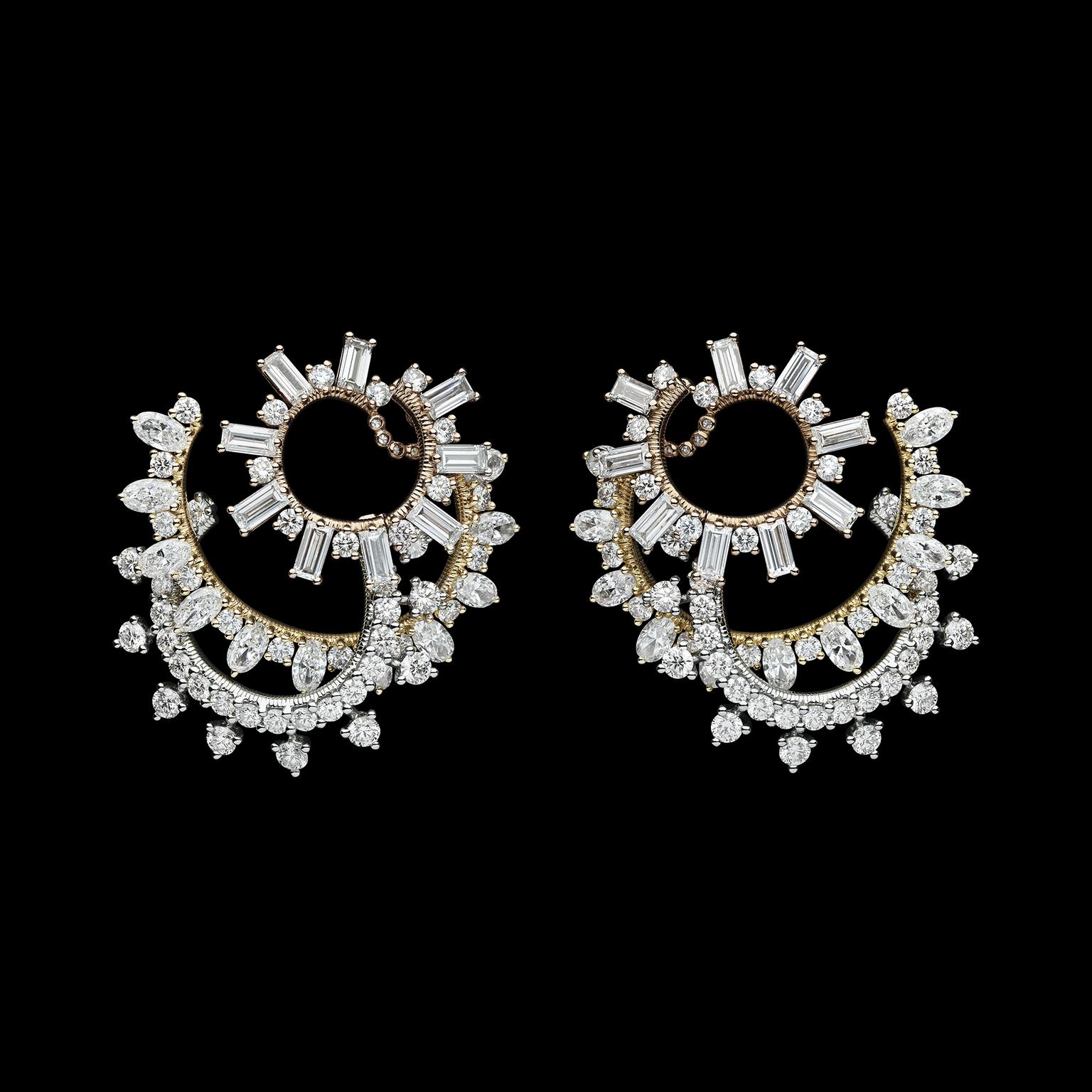 Dior Délicat diamond earrings by Dior