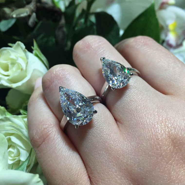 De Beers pear-cut diamond engagement rings