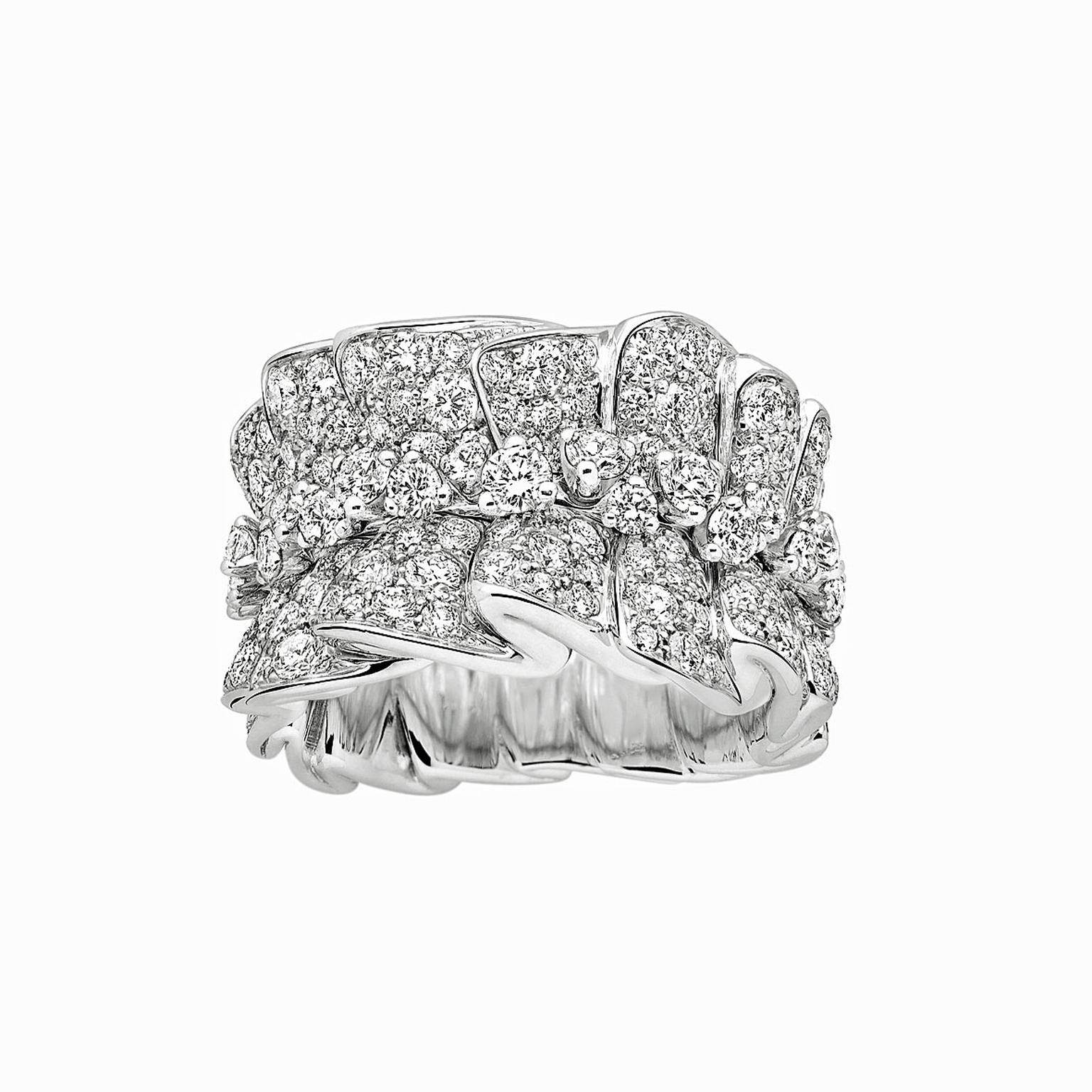 Archi Dior Bar en Corolle Bague white gold and diamond ring
