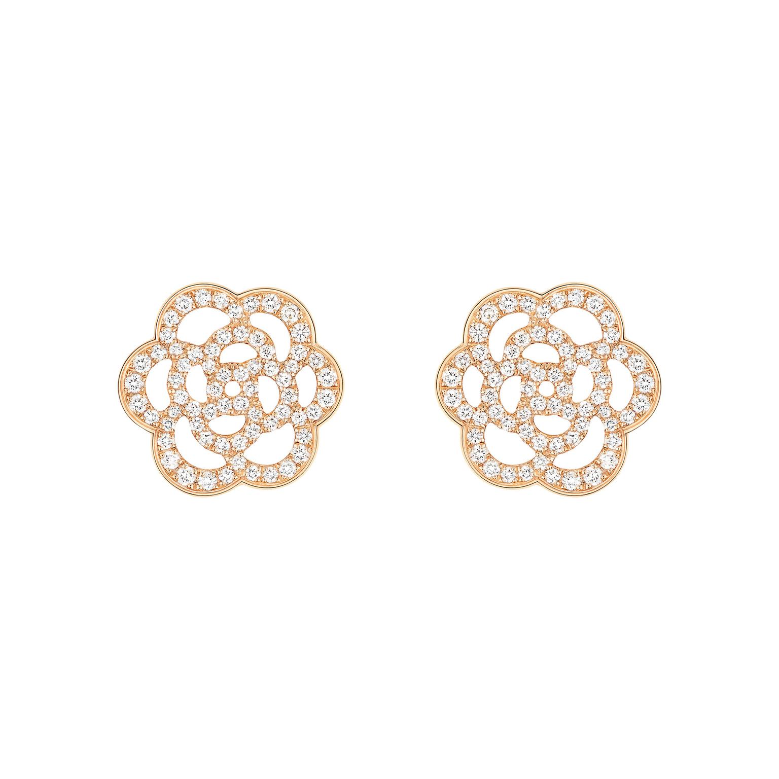 Chanel Camélia pink gold and diamond earrings