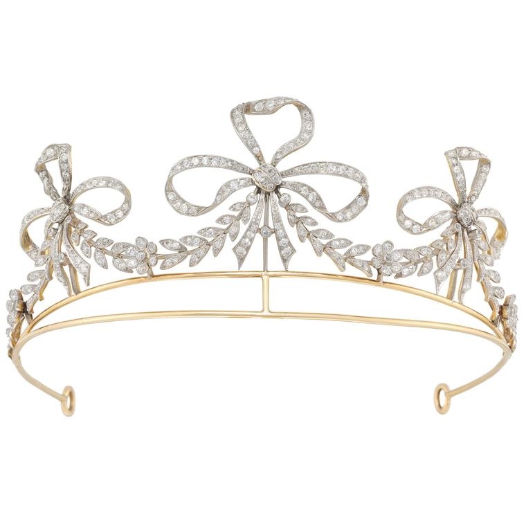 Bentley & Skinner 20th century American scroll tiara with diamond ribbon motifs