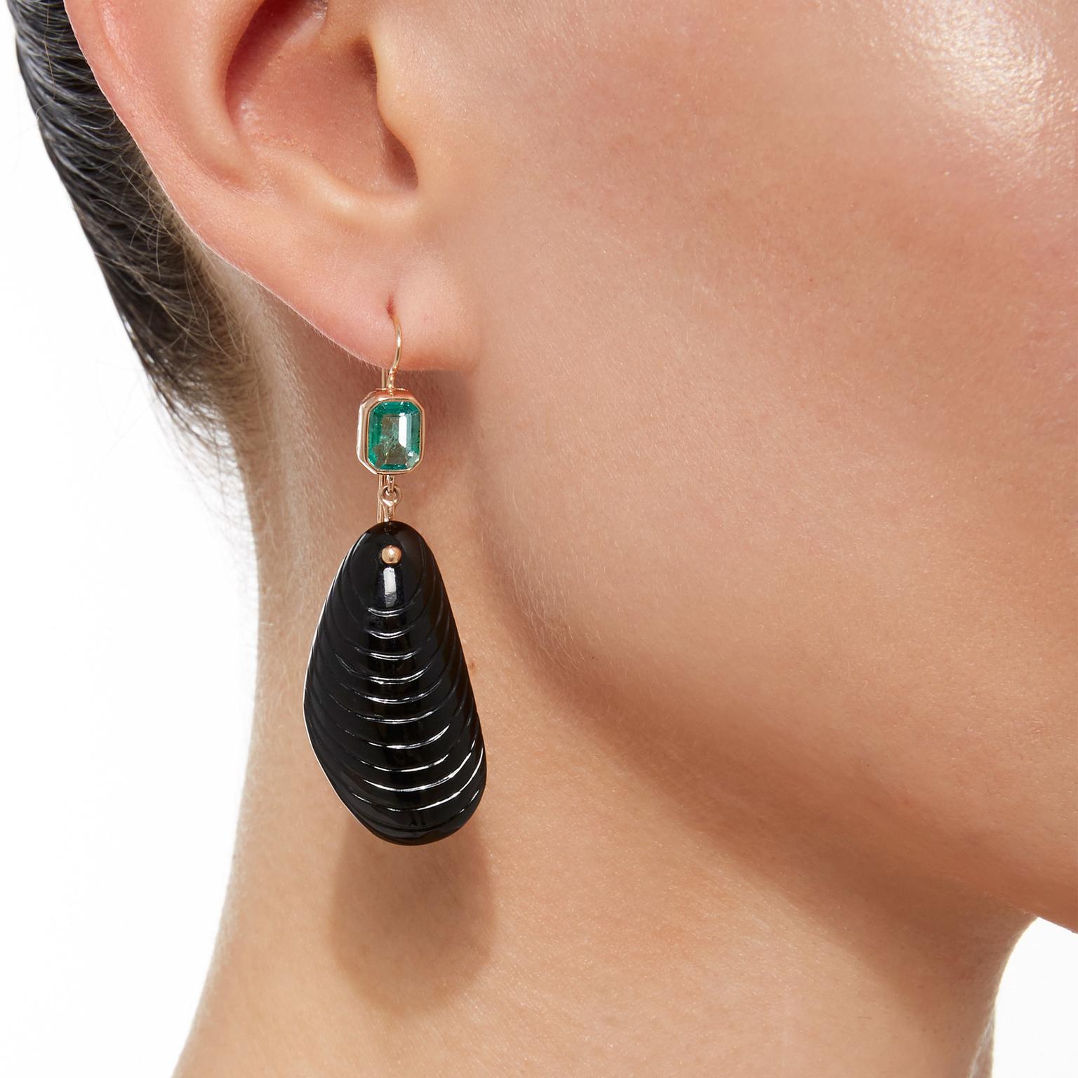 Dezso by Sarah Beltran GemfieldsxMuse onyx shell earrings