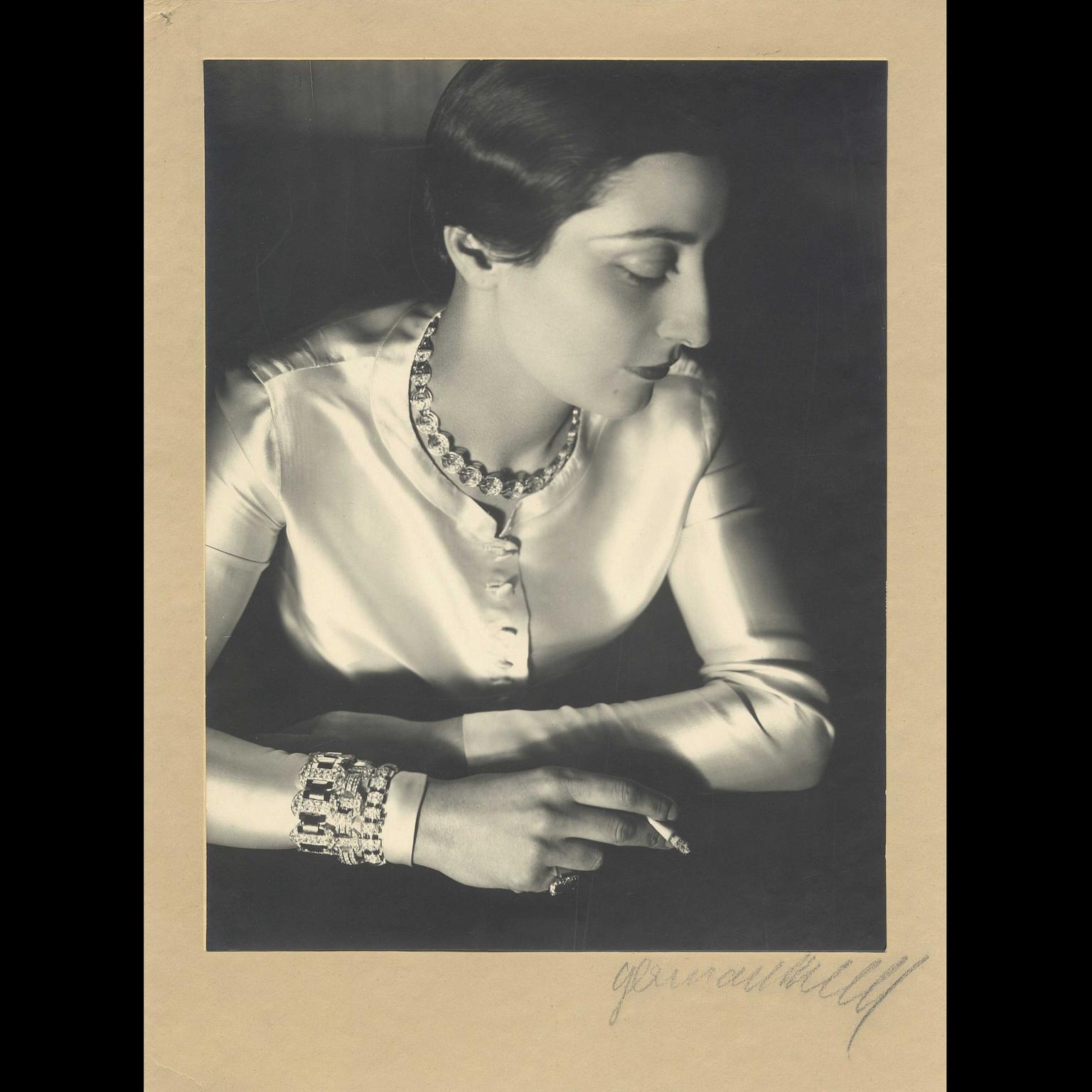 Christies auction Germaine Krull photo 1930