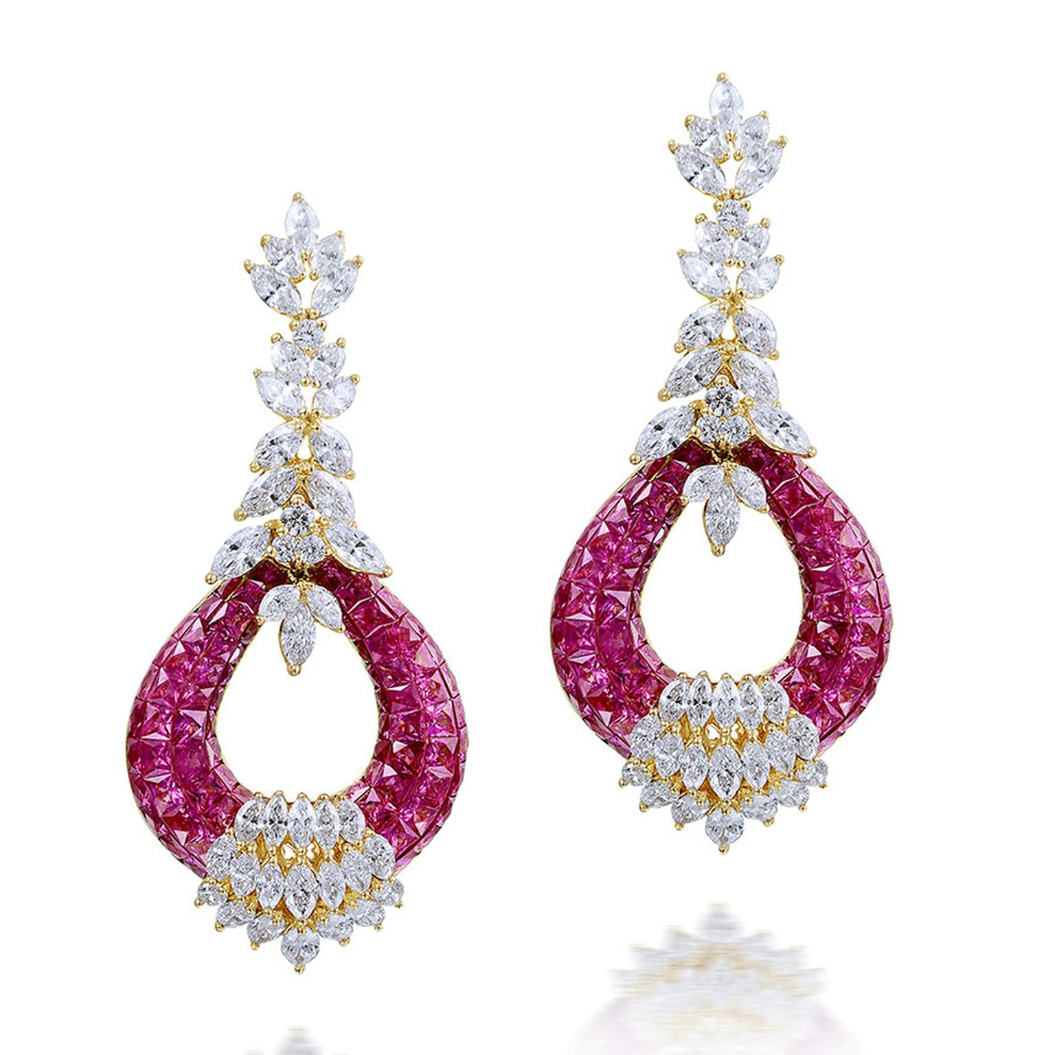 HP12Farah Khan earrings