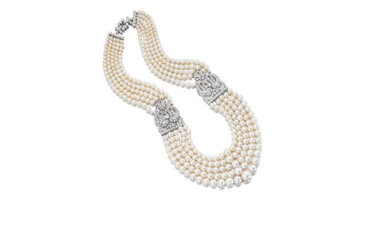 A very fine natural pearl and diamond necklace, Cartier, 1930s + reports. Estimate CHF 700’000 – 1’100’000/ US$ 775’000 – 1’240’000