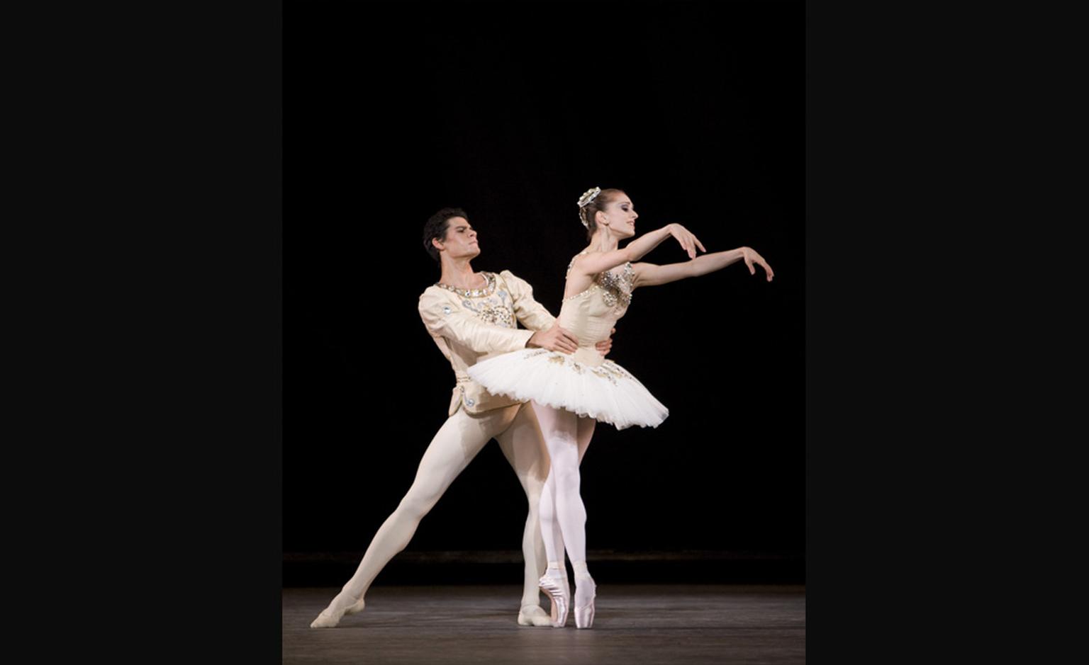 Thiago Soares and Marianela Nuñez in Diamonds as part of Jewels. Photo Johan Persson