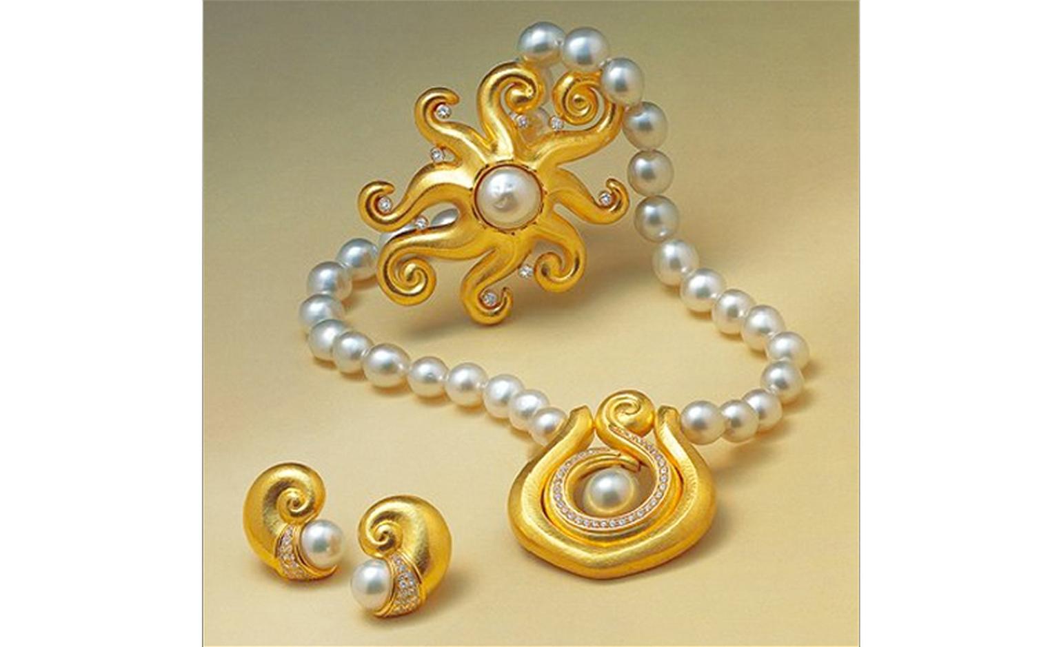 Leo de Vroomen, suite of jewellery inspired by sea creatures, repoussé gold, south-sea pearls, diamonds. POA