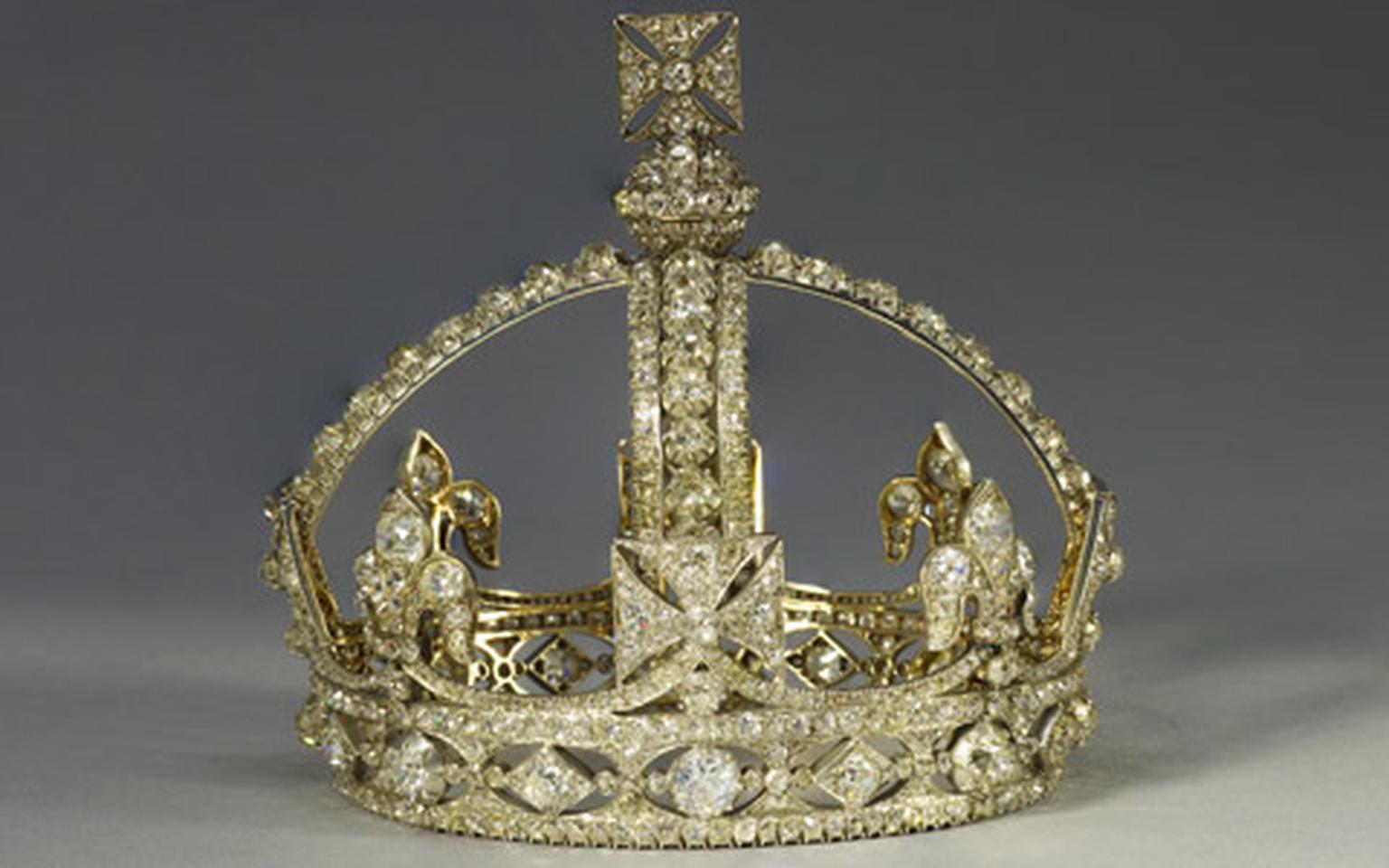 Diamond-Jubilee-Crown-HP.jpg