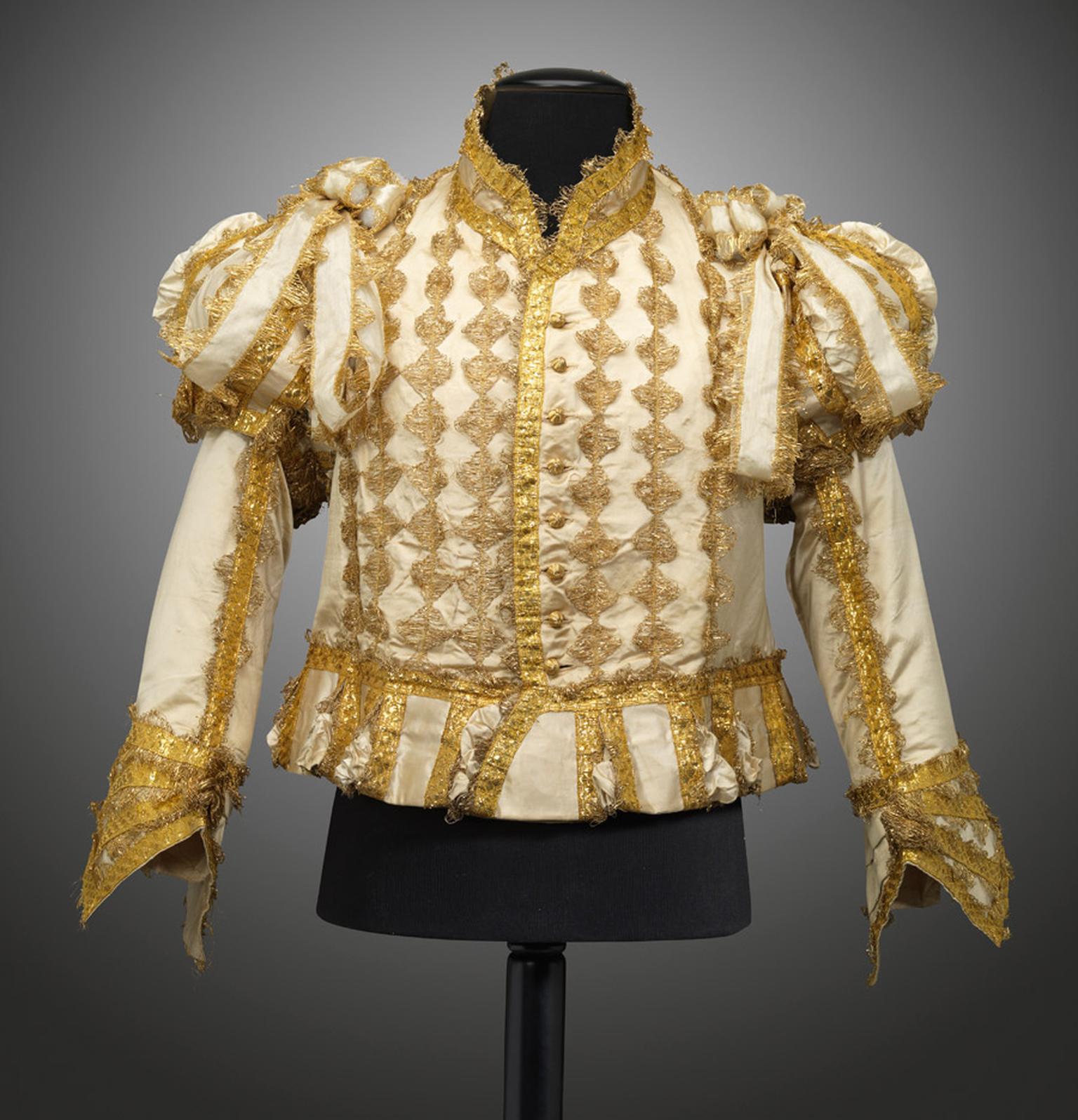 Goldsmiths-Silk-and-gold-jerkin-for-the-coronation-of-George-IV