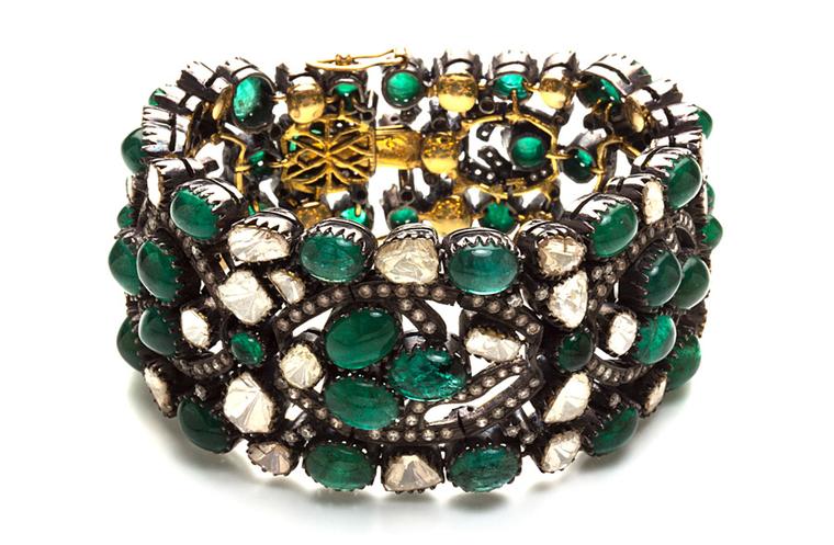 Amrapali-Emerald-and-Diamond-cuff.jpg