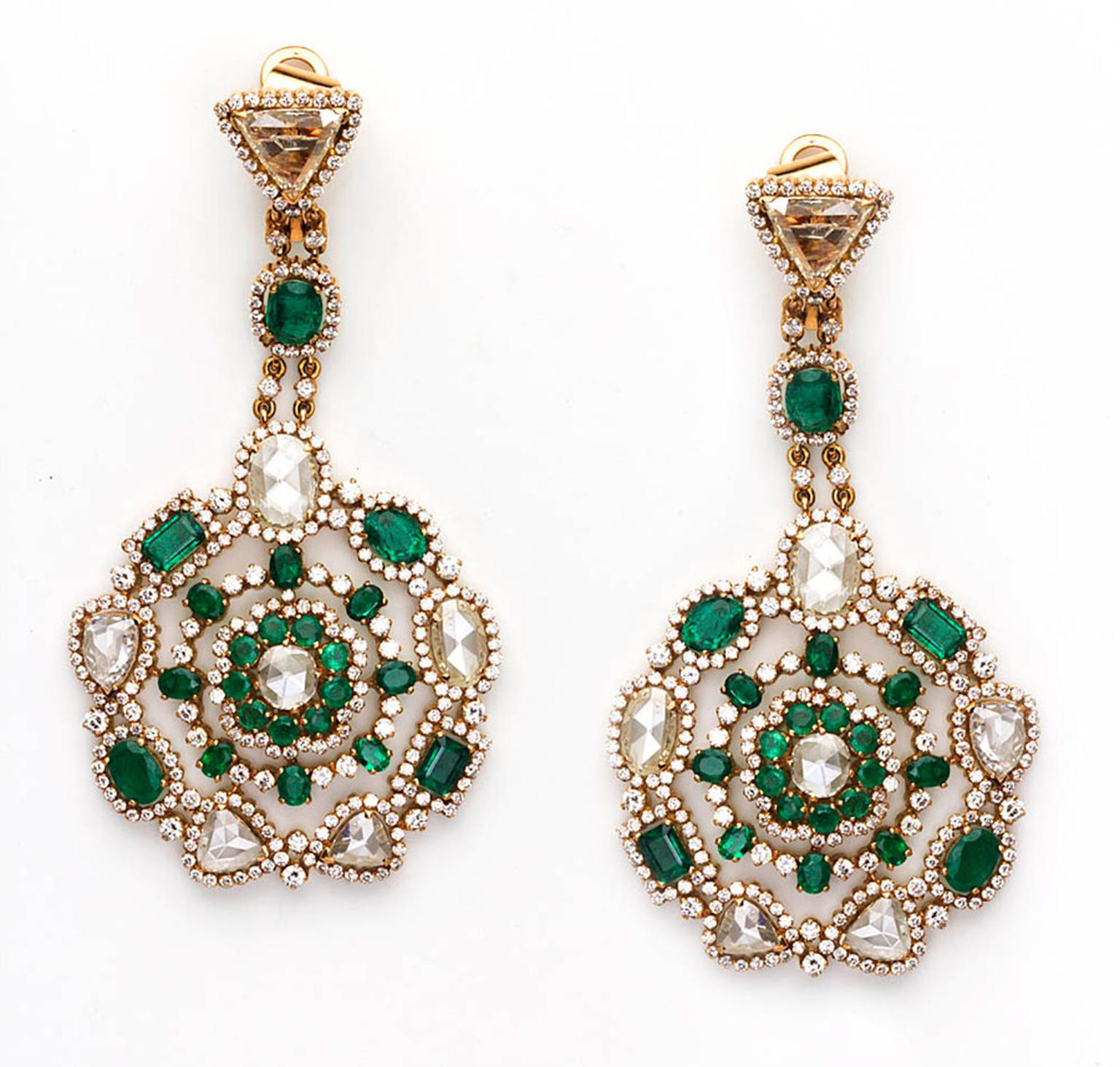 Amrapali-Emerald-and-Diamond-earrings.jpg