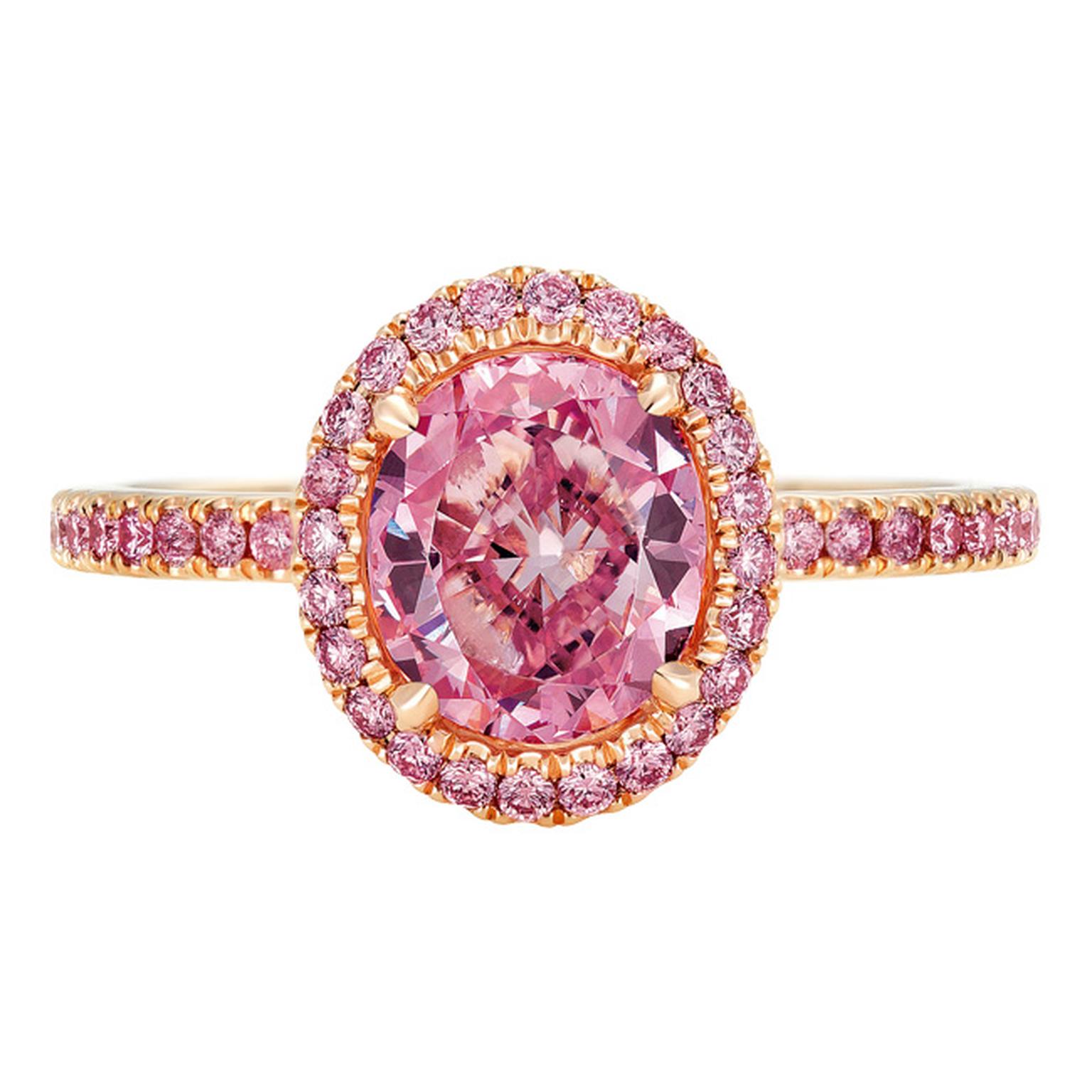 De Beers Aura Pink Diamond Ring_20140505_Main