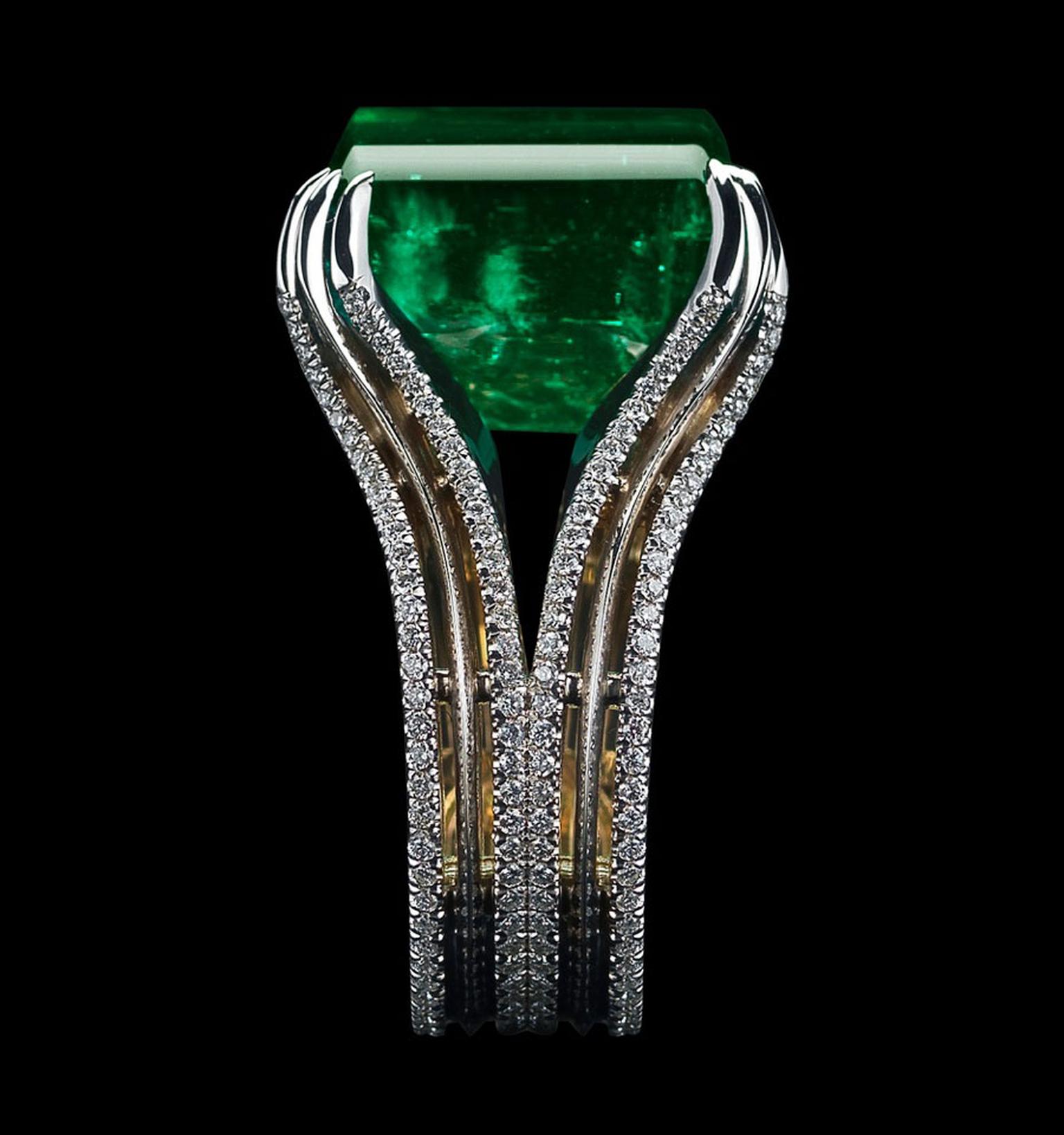 Gemfields-alexandra-mor-emerald-ring-3.jpg
