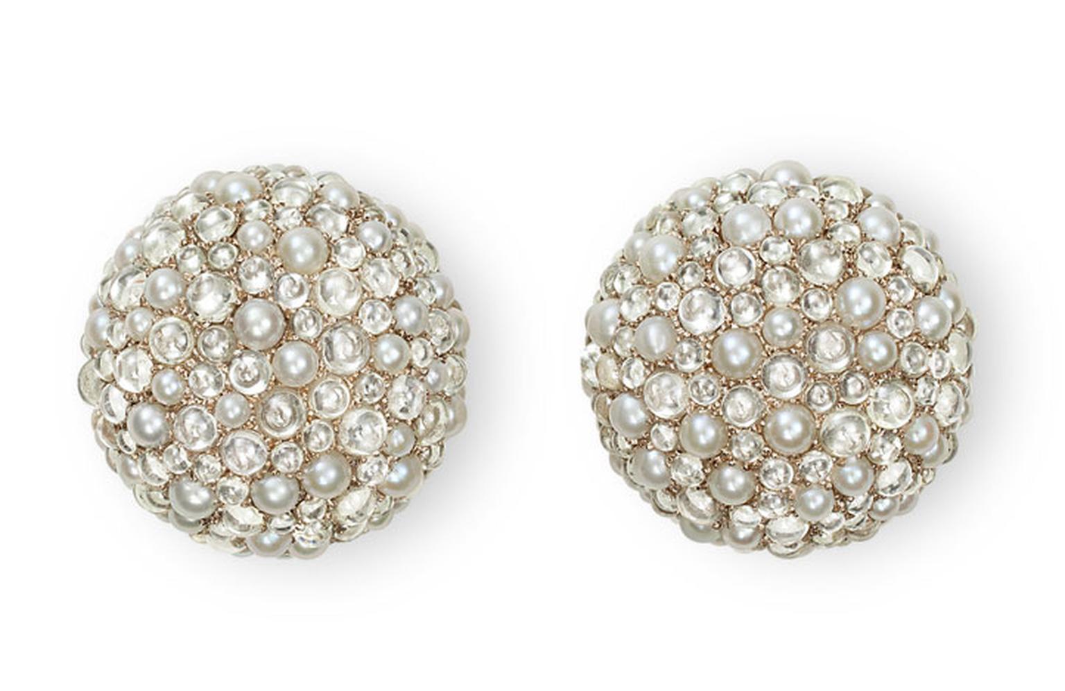 Hemmerle-Earrings-white-gold-natural-pearls-diamond-cabochons-0053_12.jpg