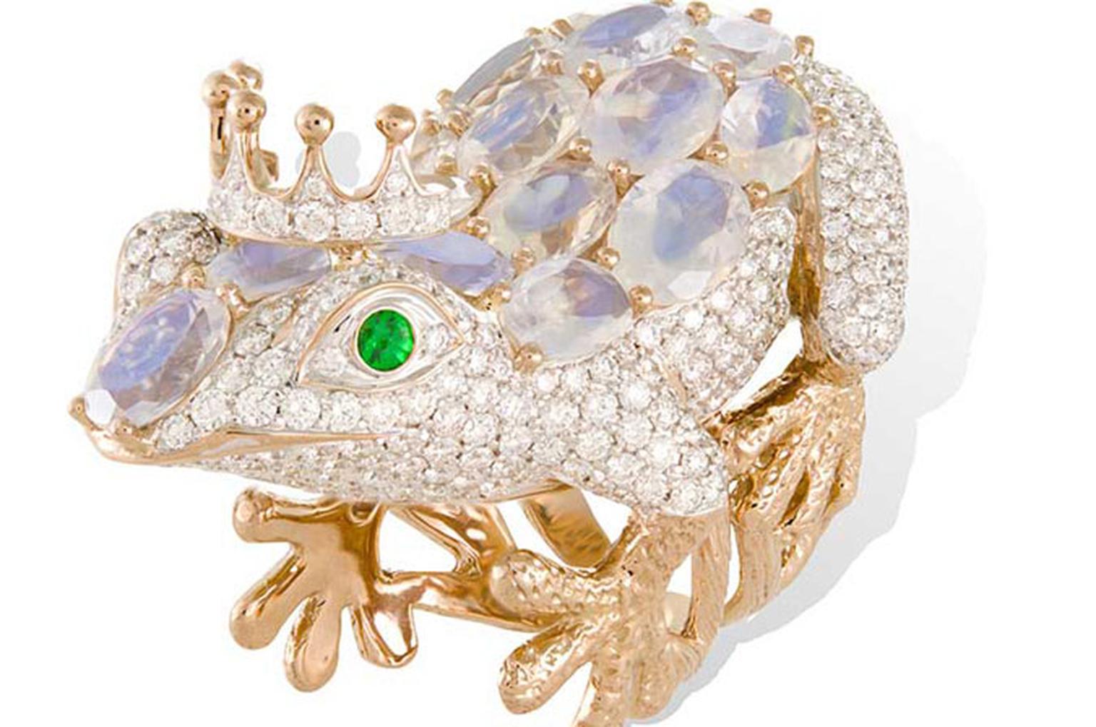 Lydia Courteille Frog ring