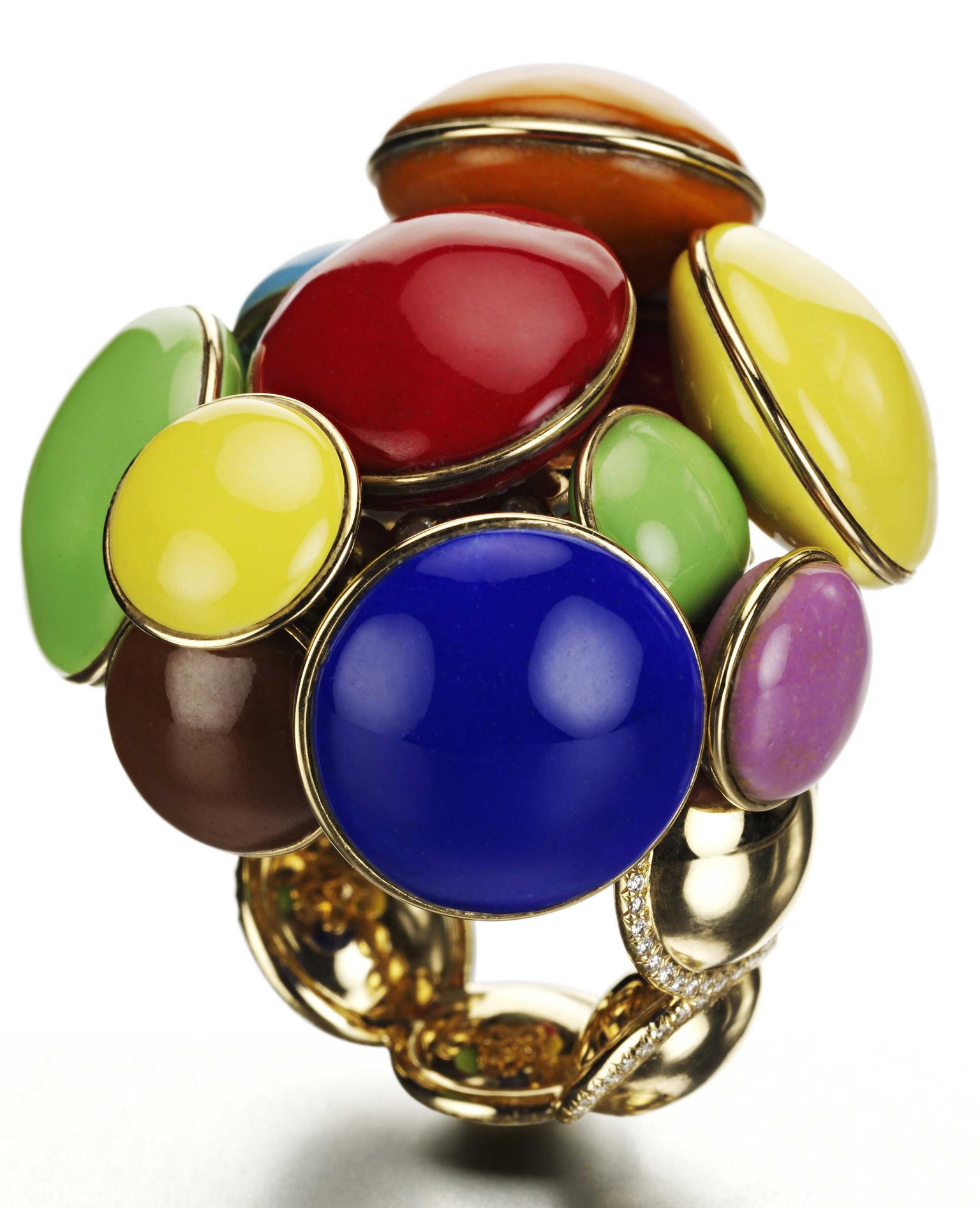 MPL-2013.-Suzanne-Syz-Sarl.-Smarties-Rings..jpg