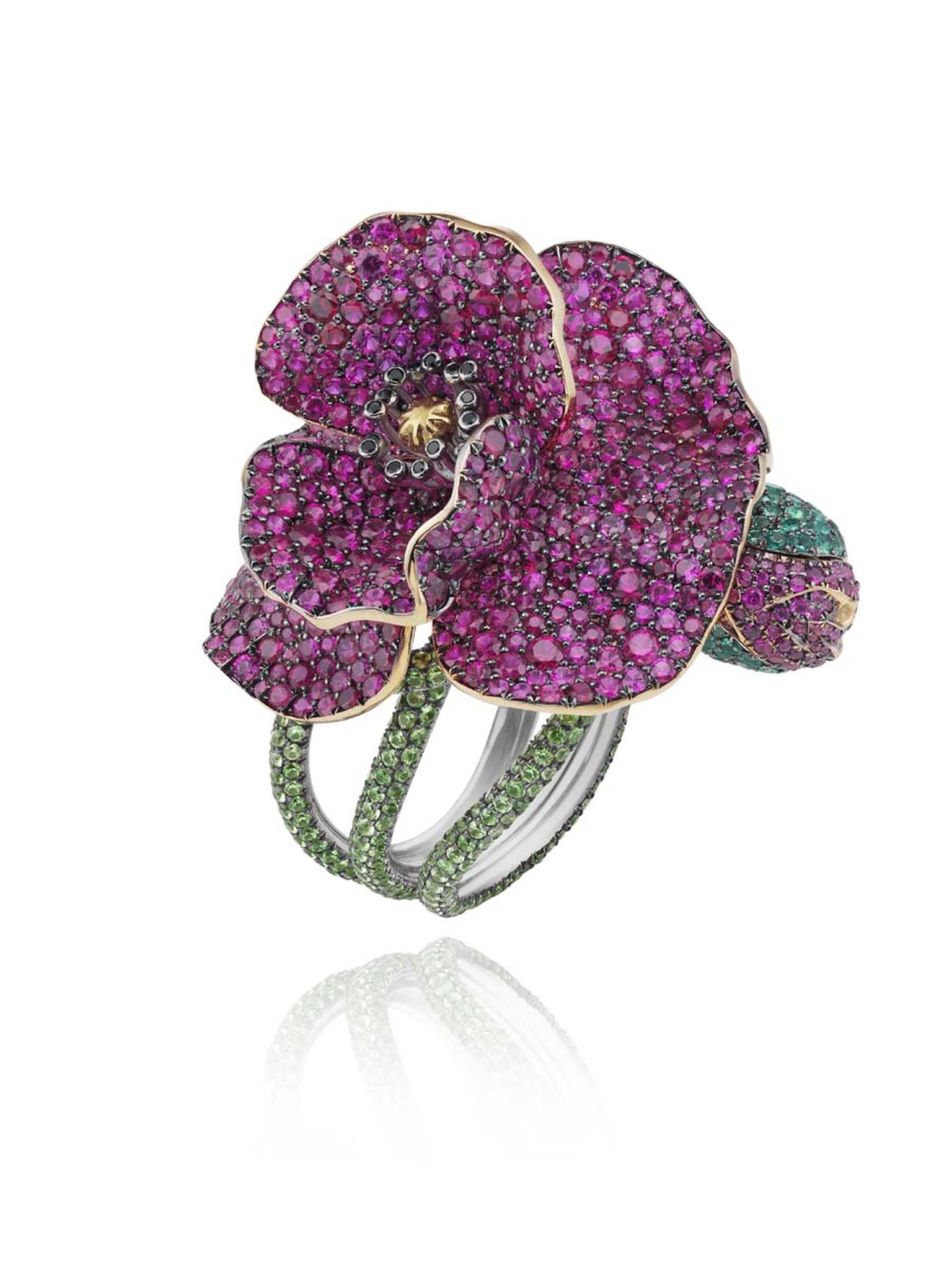 829236-9001 Poppy Ring  from the Red Carpet Collection 2013 whiteChopard.jpg
