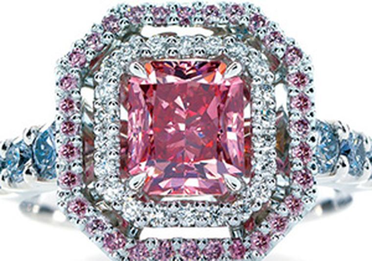 Calleija  Heiress ring features a 1.43ct rare Argyle Fancy Vivid radiant cut diamond.