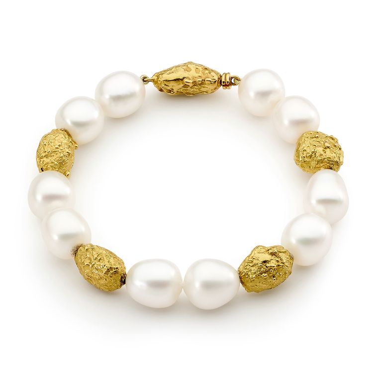yellow gold and Australian South Sea pearl bracelet Linneys