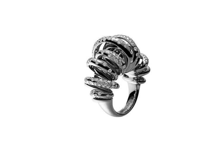 A statement summer ring from de GRISOGONO's 'Sole' collection.