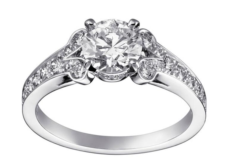Cartier. ‘Ballerine solitaire’ - Platinum paved with brilliant-cut diamonds, central brilliant-cut diamond