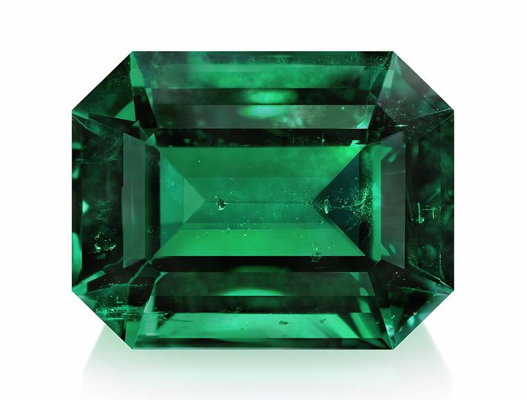 Gemfields emerald cut in rectangular shape