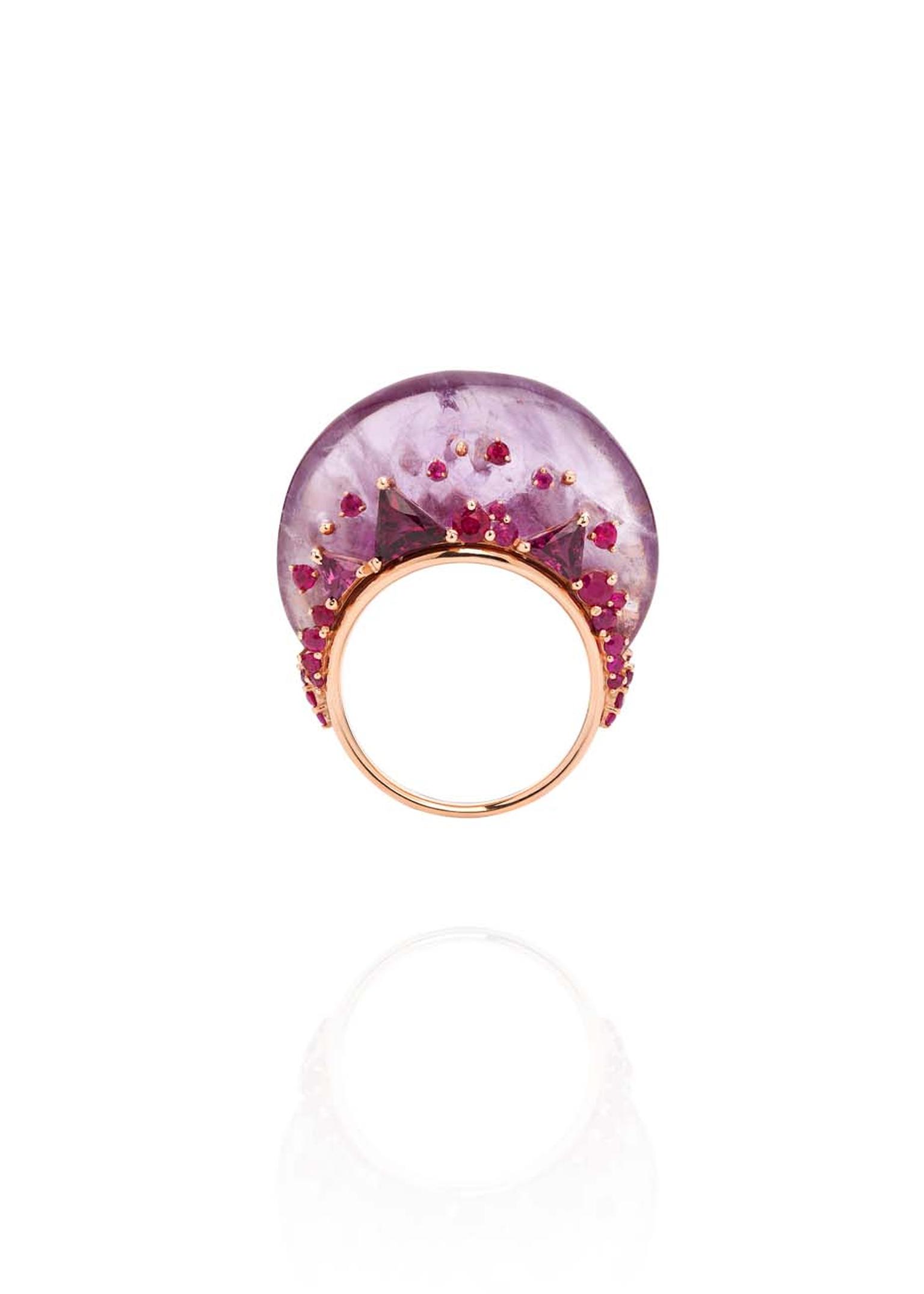 Fernando Jorge Fusion Tall ring in rose gold with rubies, rhodolites and amethyst