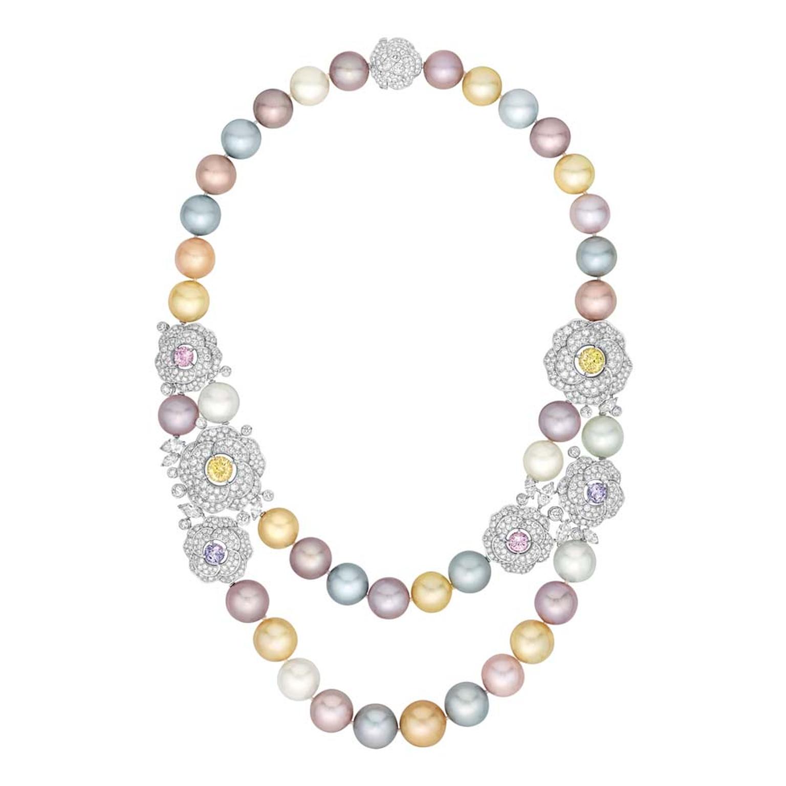 Chanel Printemps de Camélia Sautoir in white gold with 38 Tahitian, South Sea and freshwater cultured pearls