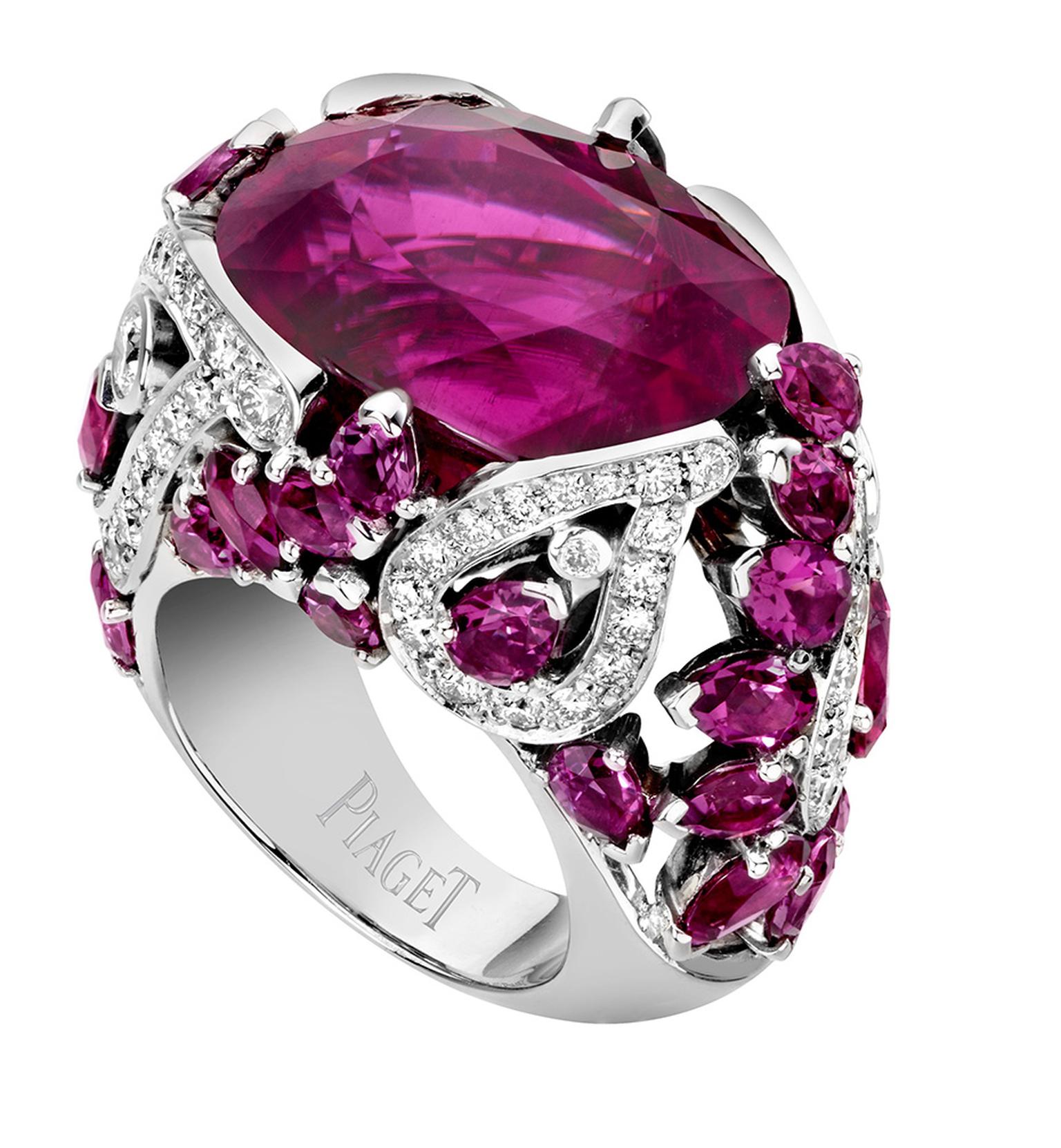 Piaget Limelight Couture Précieuse Ring in white gold with a central cushion-cut rubellite, pear-shaped rubellites and diamonds