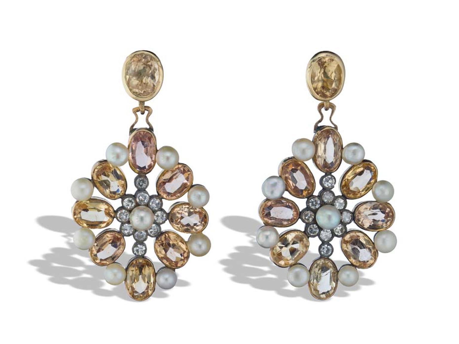 The vintage diamond, pearl, citrine and platinum flower Neil Lane earrings worn by Zooey Deschanel on the Golden Globes 2014 red carpet