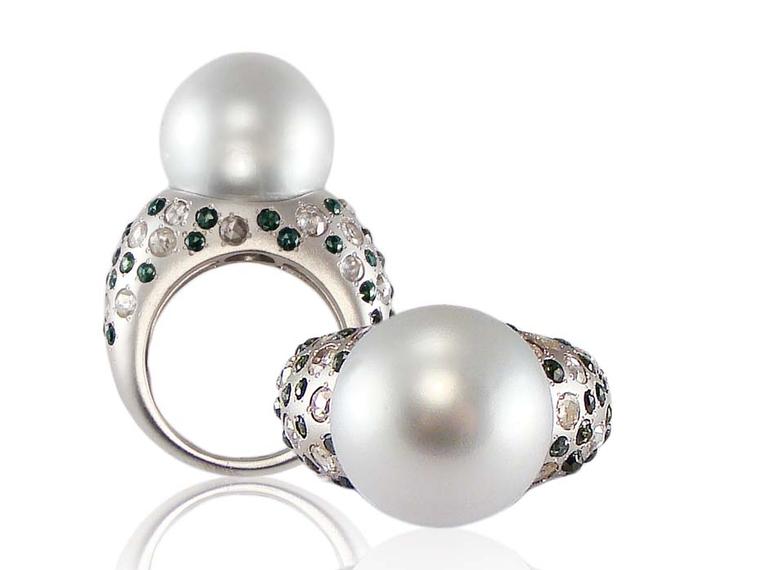 Corrado Giuspino grey South Sea pearl ring featuring diamonds.