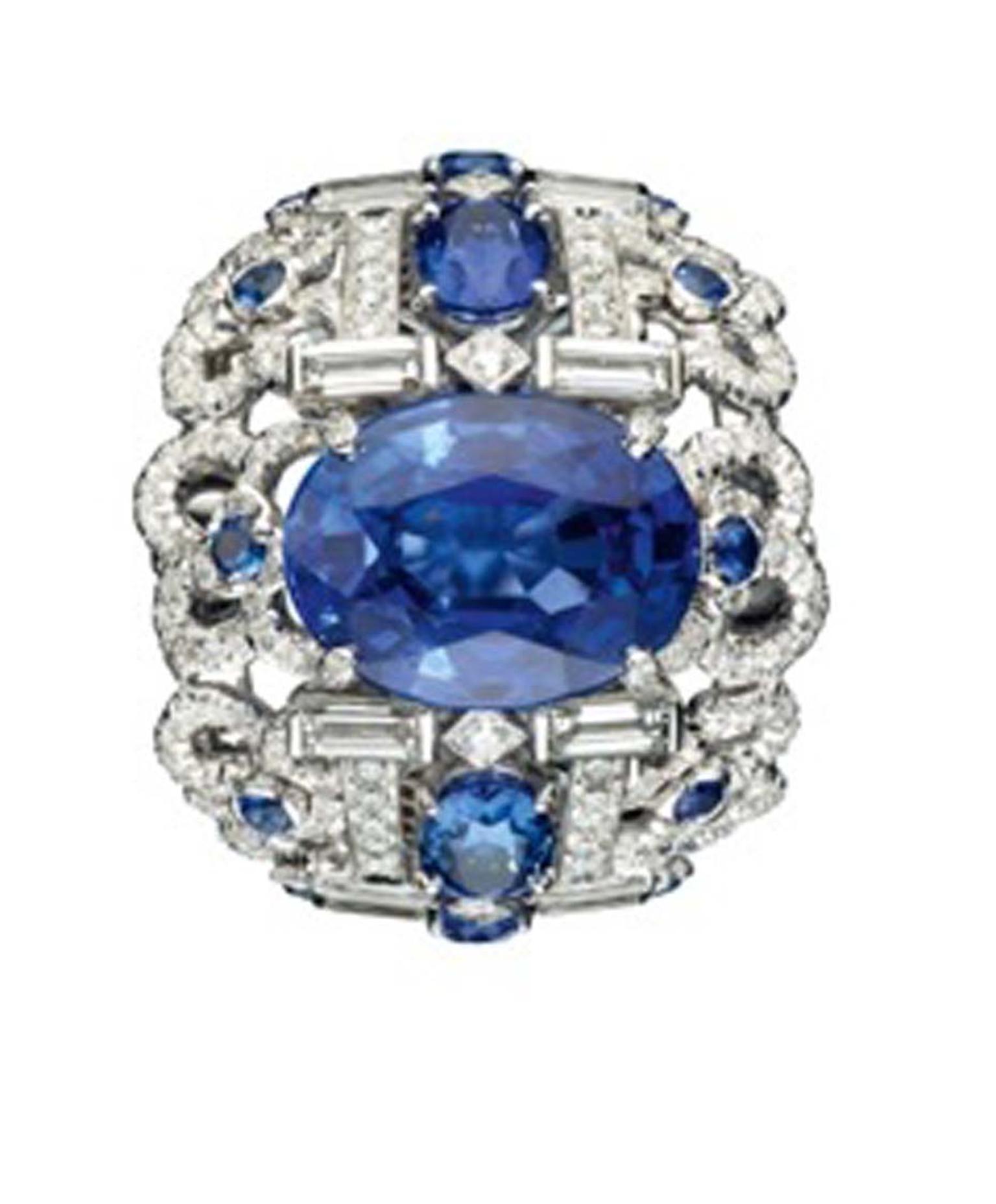 Chaumet white gold Hortensia ring with diamonds, sapphires and set with a centre oval-cut sapphire.