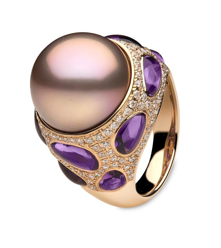 Yoko London Calypso collection rose gold ring featuring a pink freshwater pearl surrounded by amethysts and diamonds