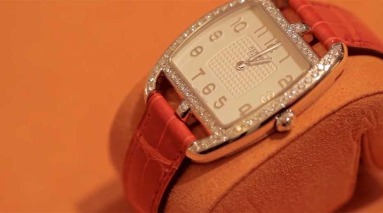 Hermès' latest Cape Cod watch is now available in silver, which may not sound like big news, but there are very few watches made of silver