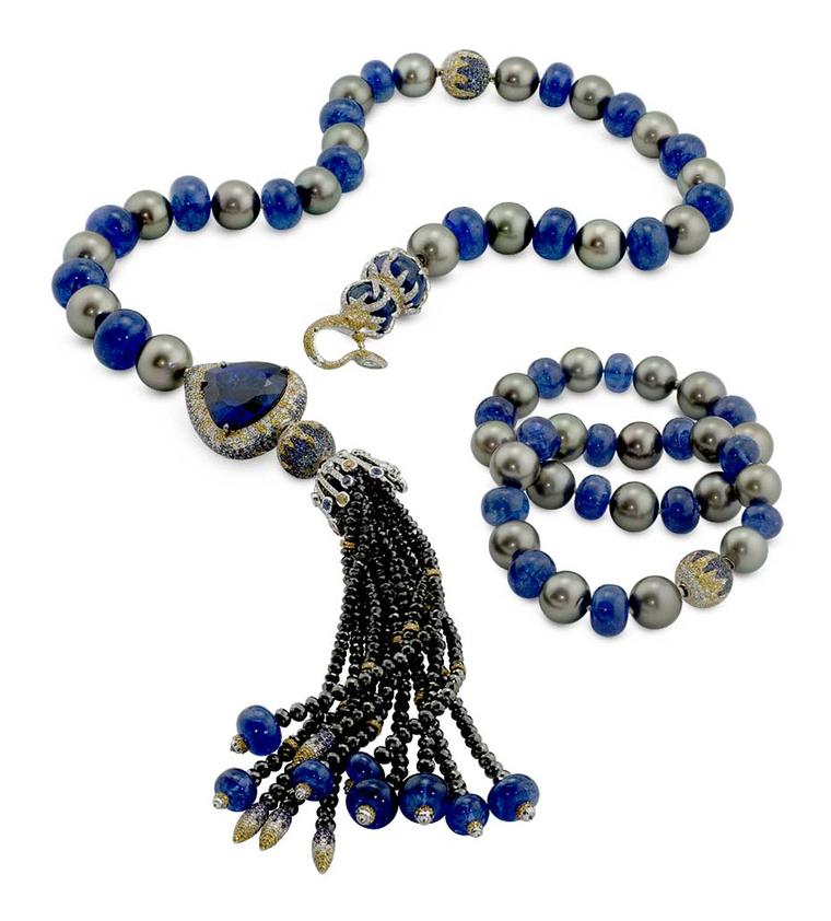Alessio Boschi's Stardust pearl necklace, with Tahitian pearls, tanzanite beads, diamonds and sapphires. white and yellow diamonds, and blue and purple sapphires. It can be worn as a long lariat necklace or two necklaces and two bracelets, with or without