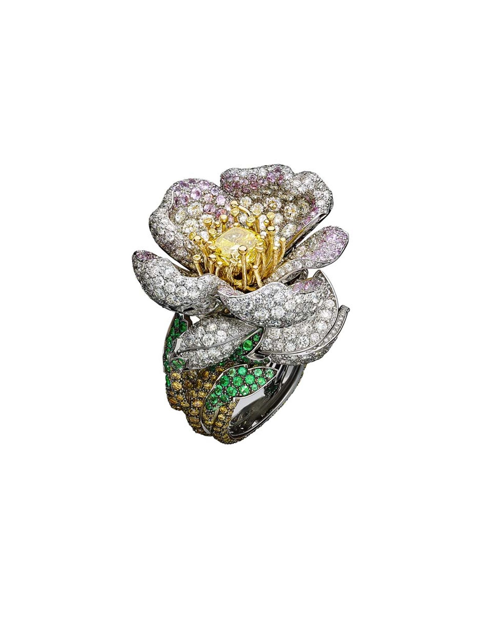 Giampiero Bodino Primavera white and yellow gold ring featuring an emerald paved shank leading to pink sapphires as well as white, grey, yellow and cognac diamonds underneath a budding yellow diamond. Image by: Laziz Hamani