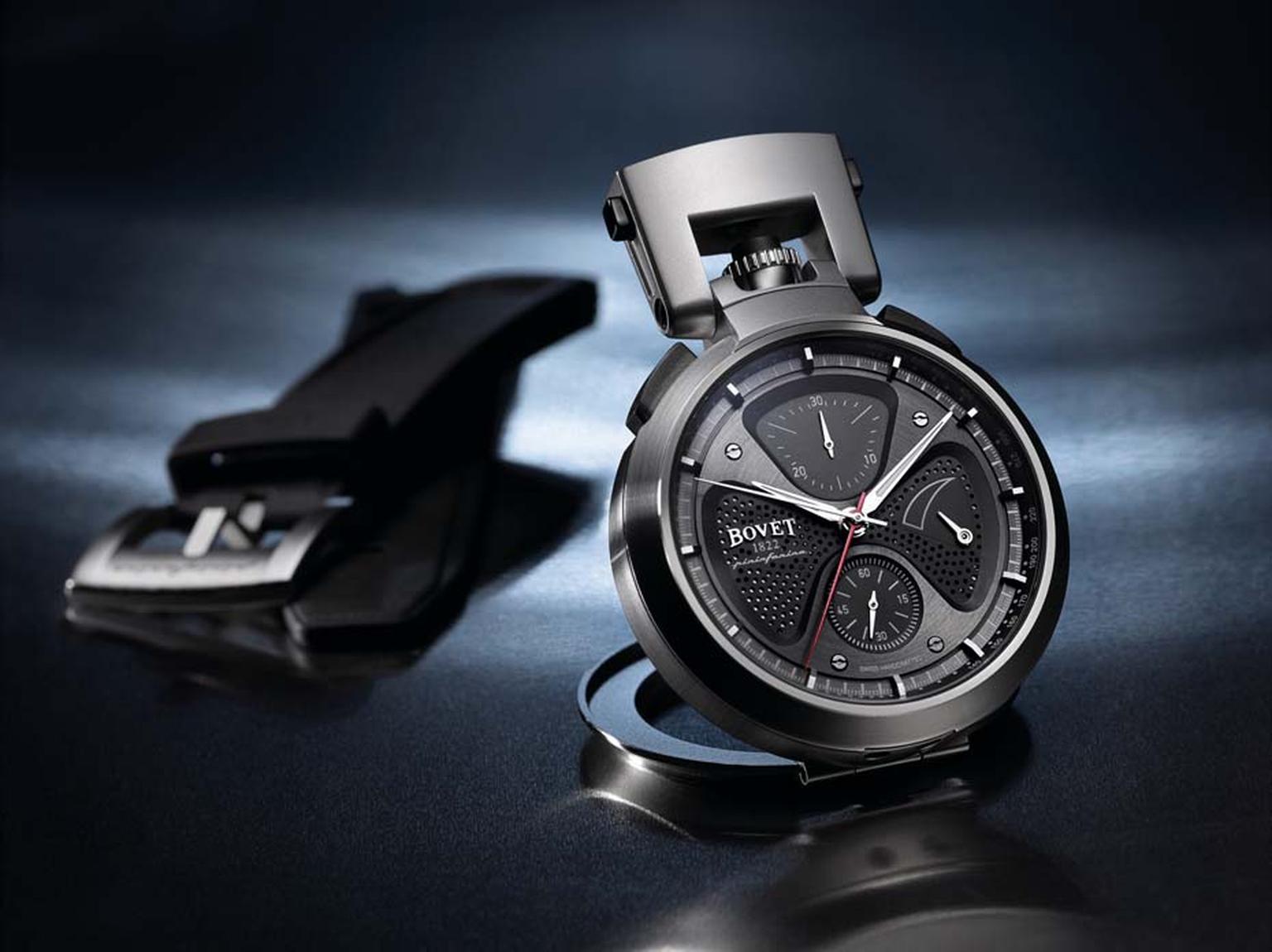 Inspired by the Ferrari concept car created by the Italian design house Pininfarina in 2013, the Bovet by Pininfarina 2014 Sergio Split-Second Chronograph is a sleek yet robust collaboration that also features Bovet's signature Amadeo® convertible system.
